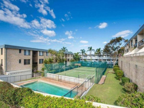 14 The Dunes large unit with pool tennis court and directly across from Fingal beach